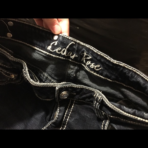 Jeans - Picture 2 of 2